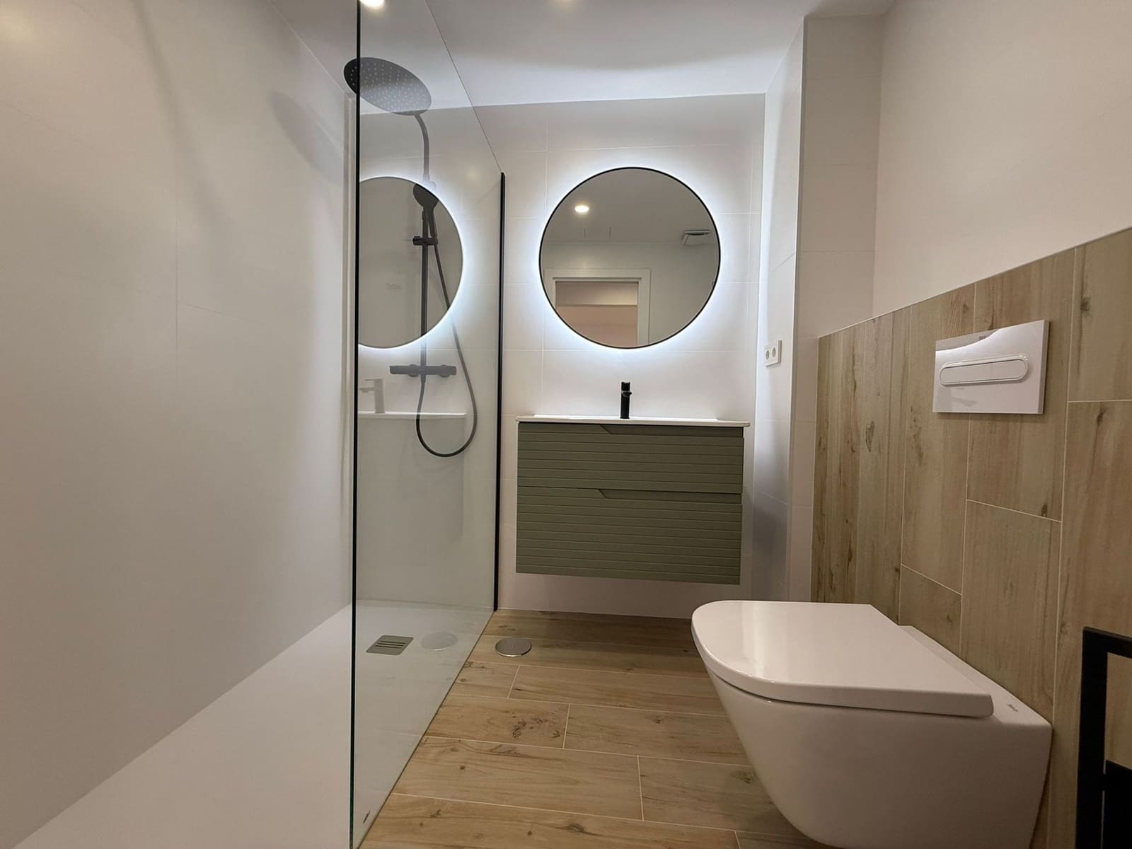 2 bedroom Apartment for rent in Calpe / Calp - € 1,300 (Ref: 9402854)