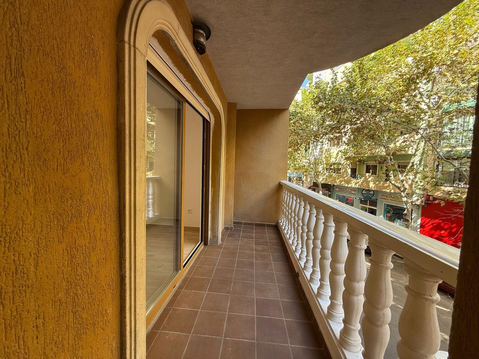 2 bedroom Apartment for rent in Calpe / Calp - € 1,300 (Ref: 9402854)