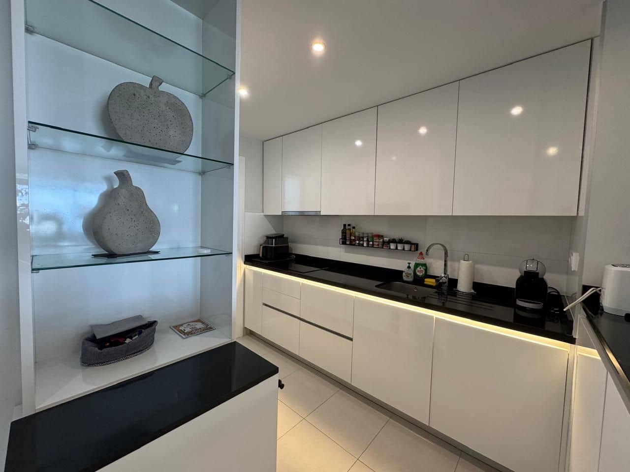 2 bedroom Apartment for rent in Calpe / Calp with garage - € 1,600 (Ref: 9421833)