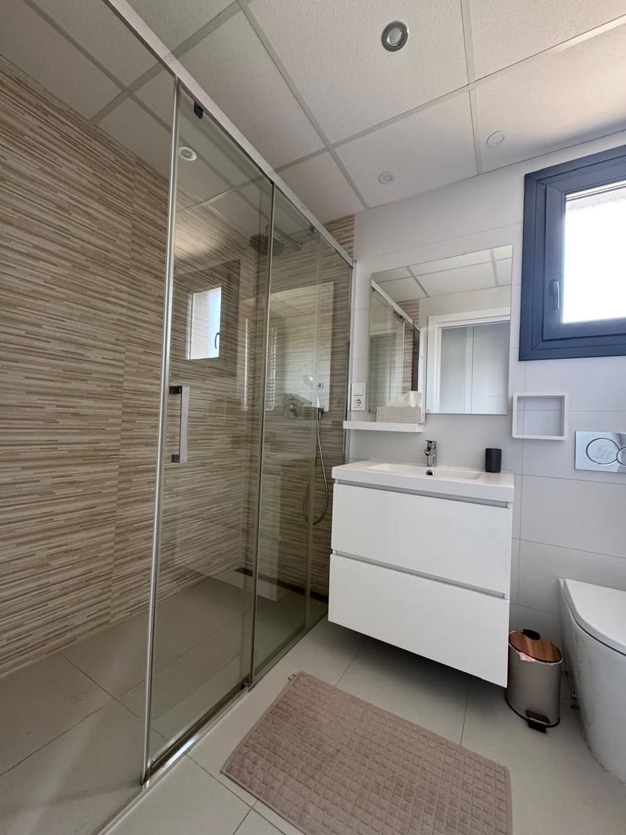 2 bedroom Apartment for rent in Calpe / Calp with garage - € 1,600 (Ref: 9421833)