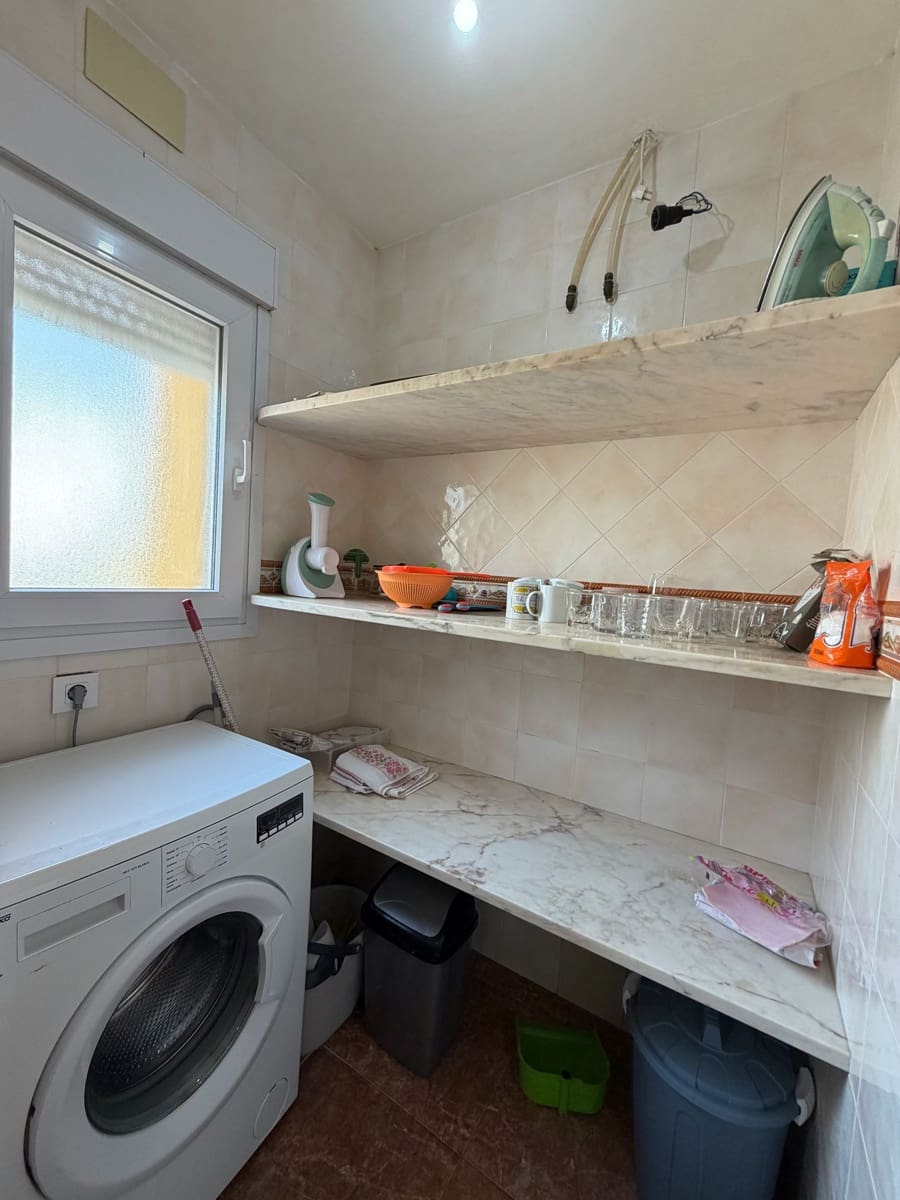 3 soverom Villa til leie i Calpe / Calp med svømmebasseng garasje - € 1 300 (Ref: 9455830)