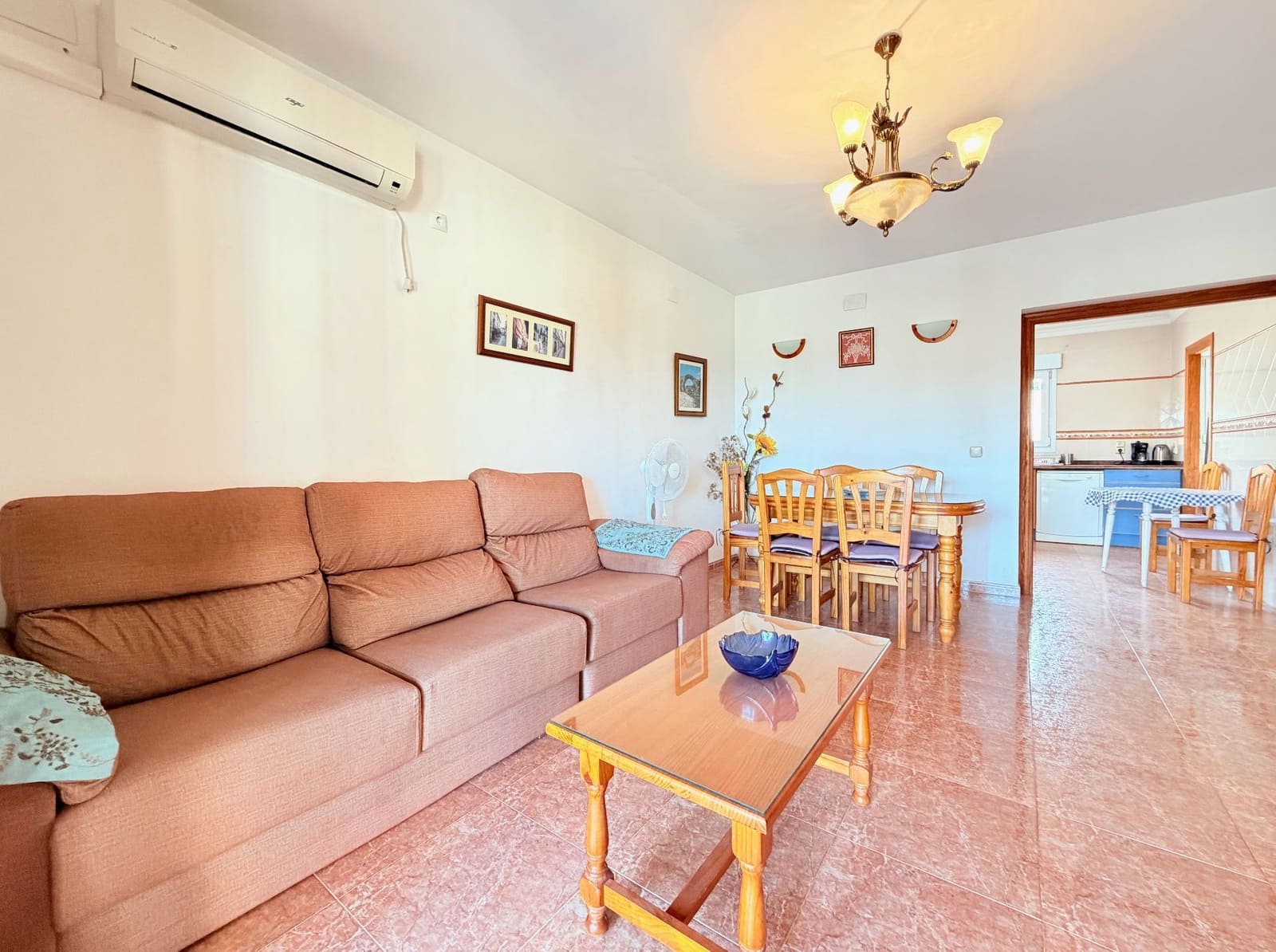 3 soverom Villa til leie i Calpe / Calp med svømmebasseng garasje - € 1 300 (Ref: 9455830)