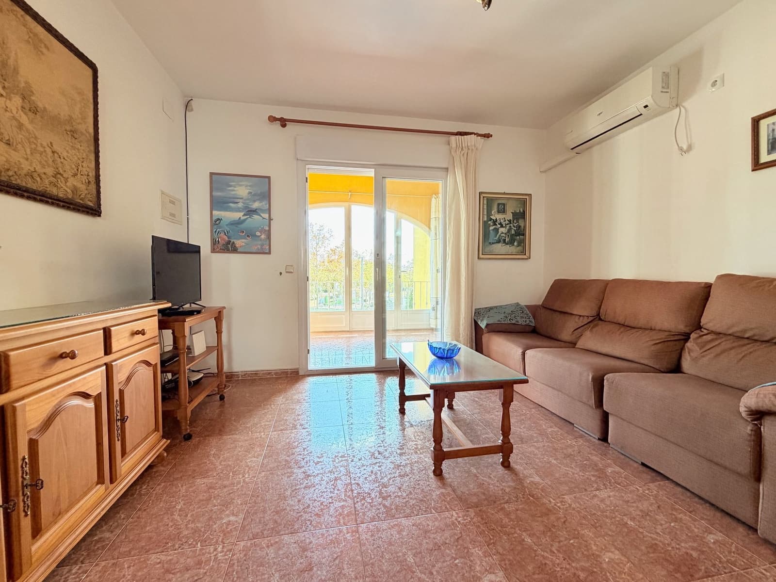 3 soverom Villa til leie i Calpe / Calp med svømmebasseng garasje - € 1 300 (Ref: 9455830)