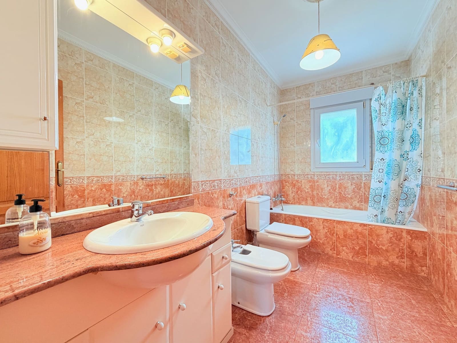 3 soverom Villa til leie i Calpe / Calp med svømmebasseng garasje - € 1 300 (Ref: 9455830)