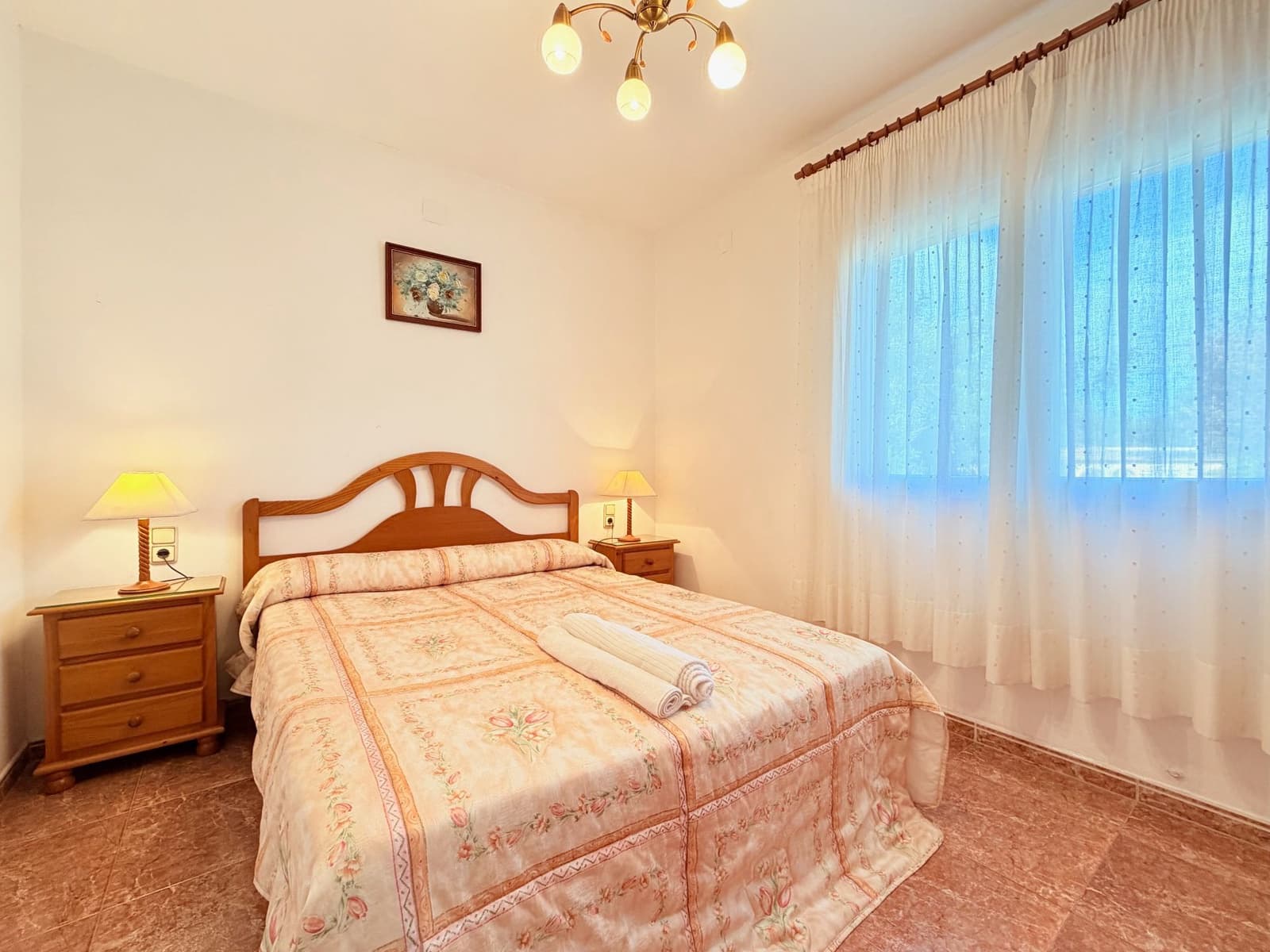 3 soverom Villa til leie i Calpe / Calp med svømmebasseng garasje - € 1 300 (Ref: 9455830)