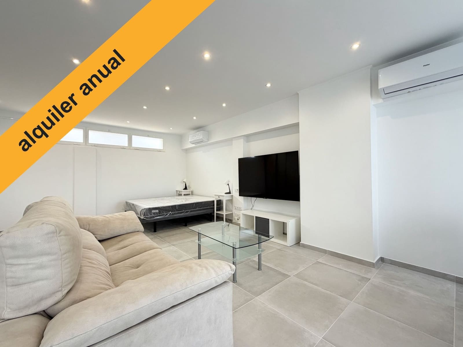 Apartamento de 2 habitaciones en Calpe / Calp en alquiler - 900 € (Ref: 9470289)