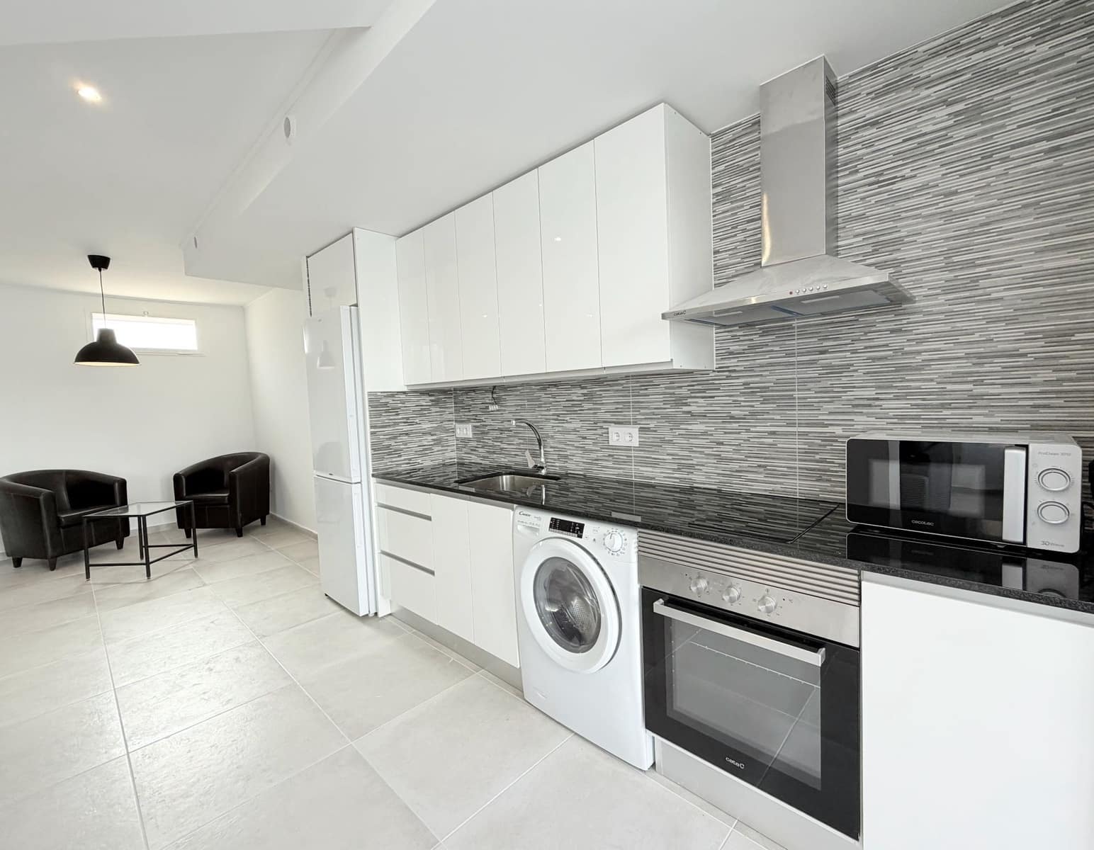 2 slaapkamer Appartement te huur in Calpe / Calp - € 900 (Ref: 9470290)