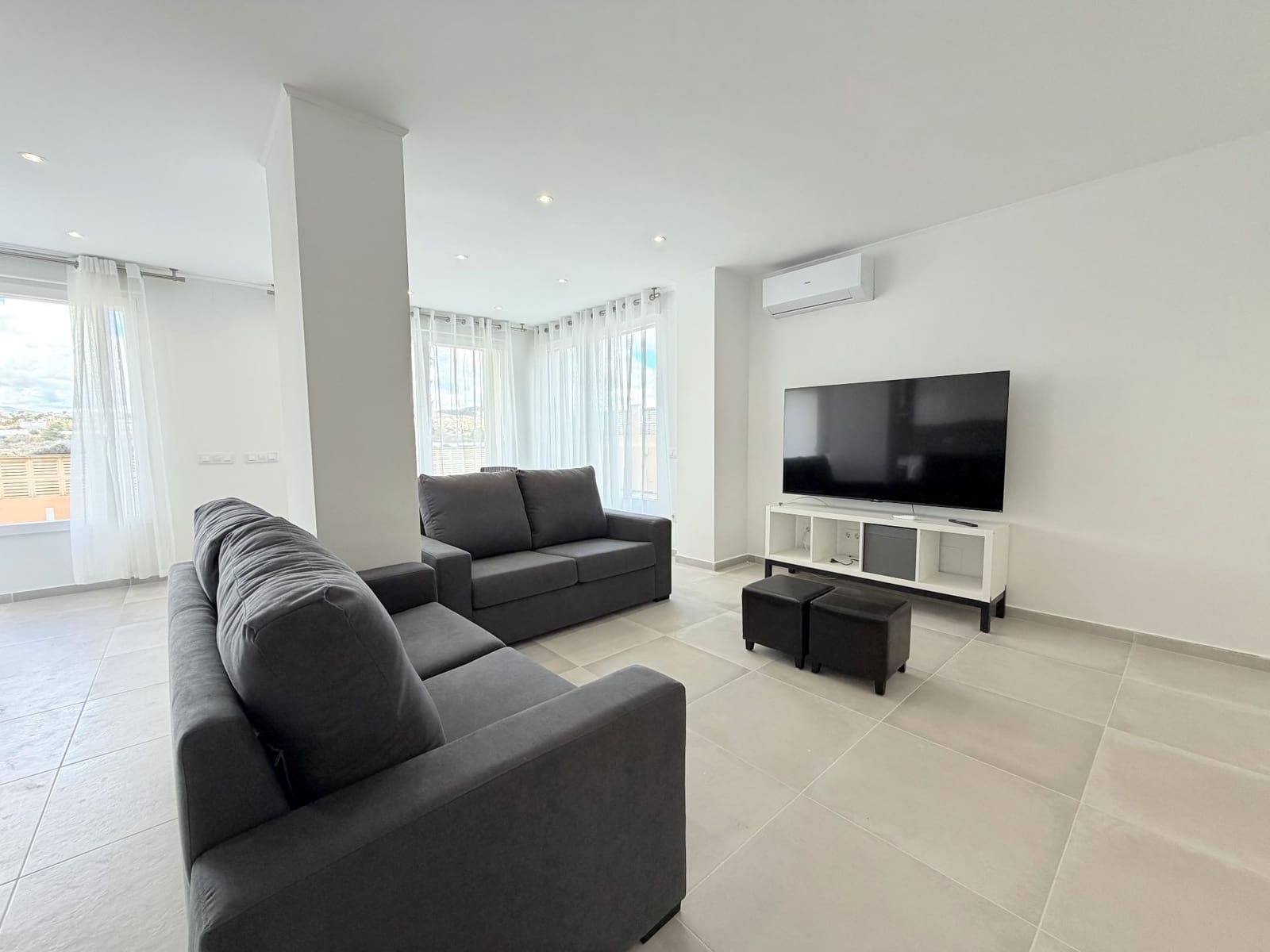 2 slaapkamer Appartement te huur in Calpe / Calp - € 900 (Ref: 9470290)