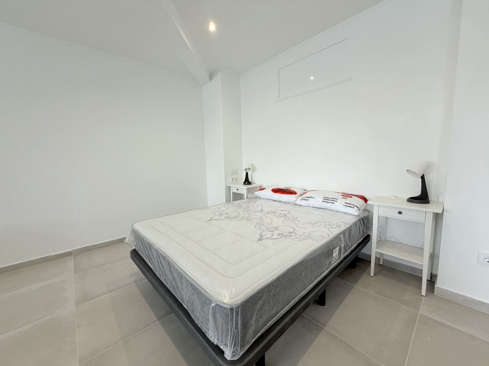 2 slaapkamer Appartement te huur in Calpe / Calp - € 900 (Ref: 9470290)