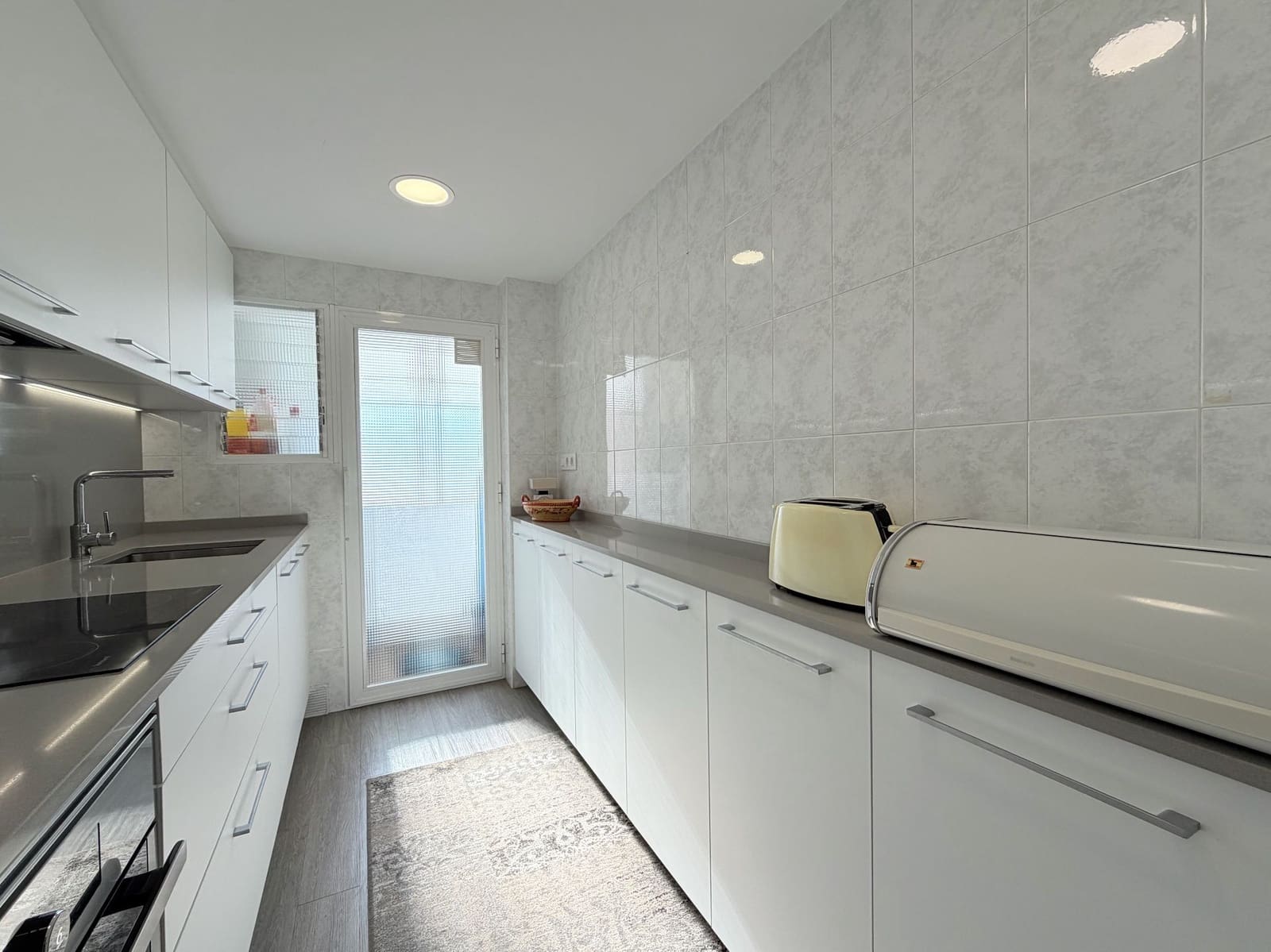 2 bedroom Apartment for rent in Calpe / Calp with garage - € 1,350 (Ref: 9508261)