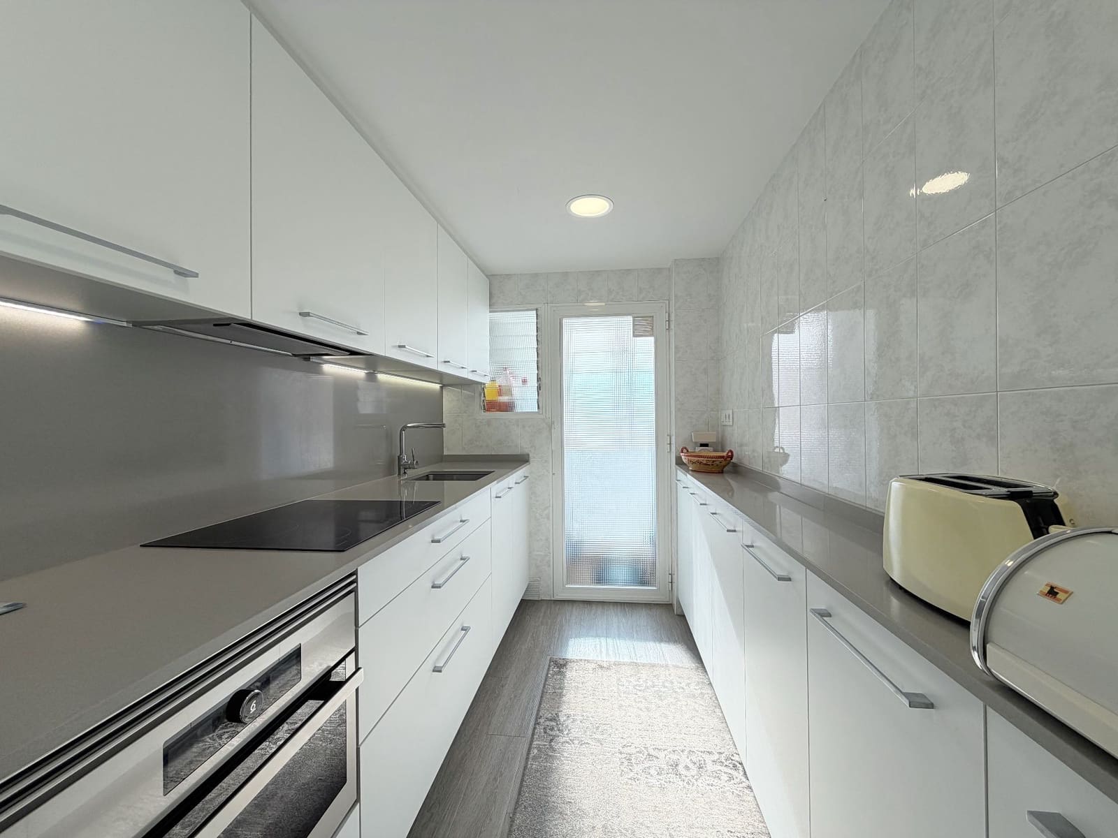 2 bedroom Apartment for rent in Calpe / Calp with garage - € 1,350 (Ref: 9508261)