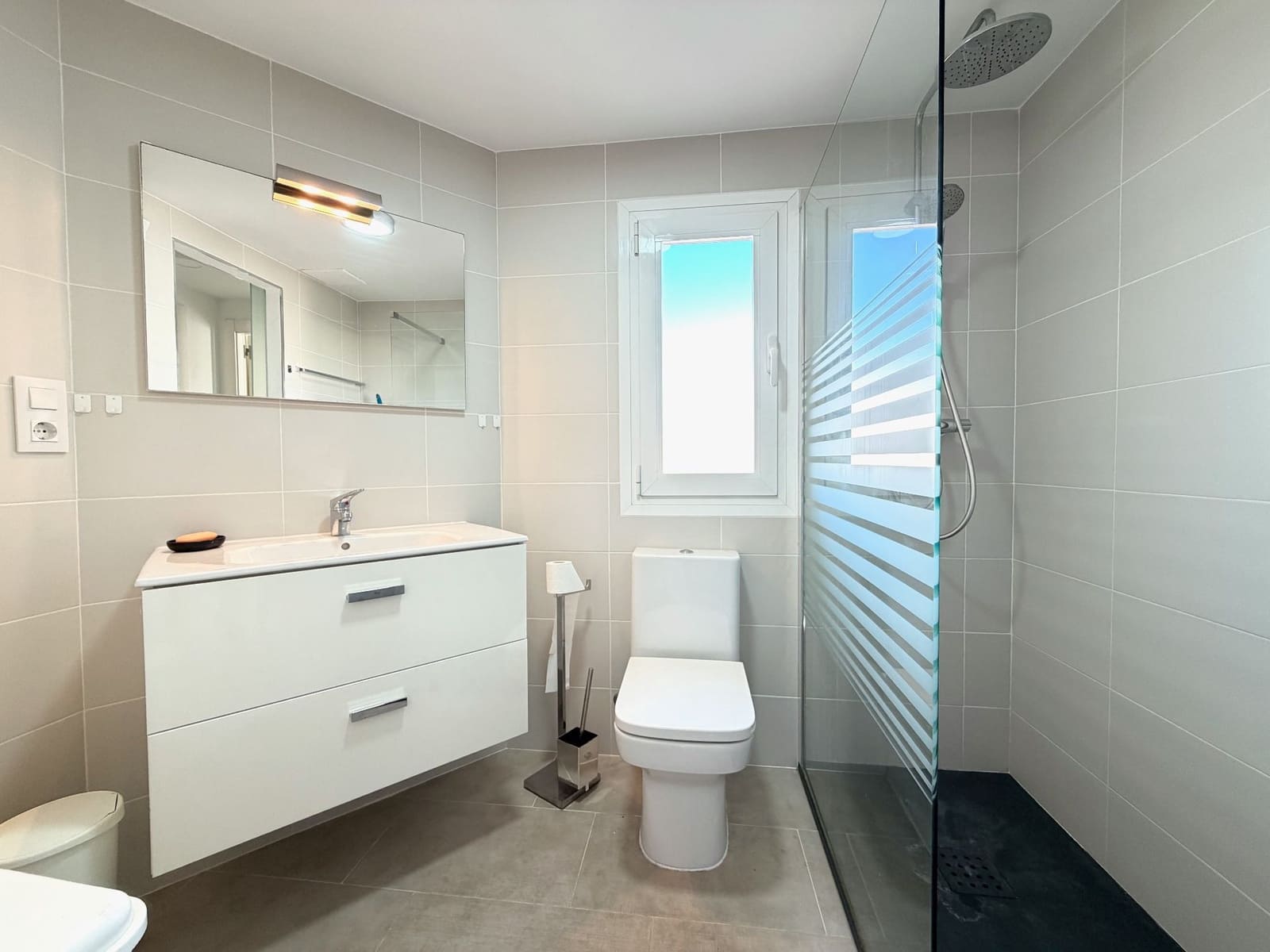 2 bedroom Apartment for rent in Calpe / Calp with garage - € 1,350 (Ref: 9508261)