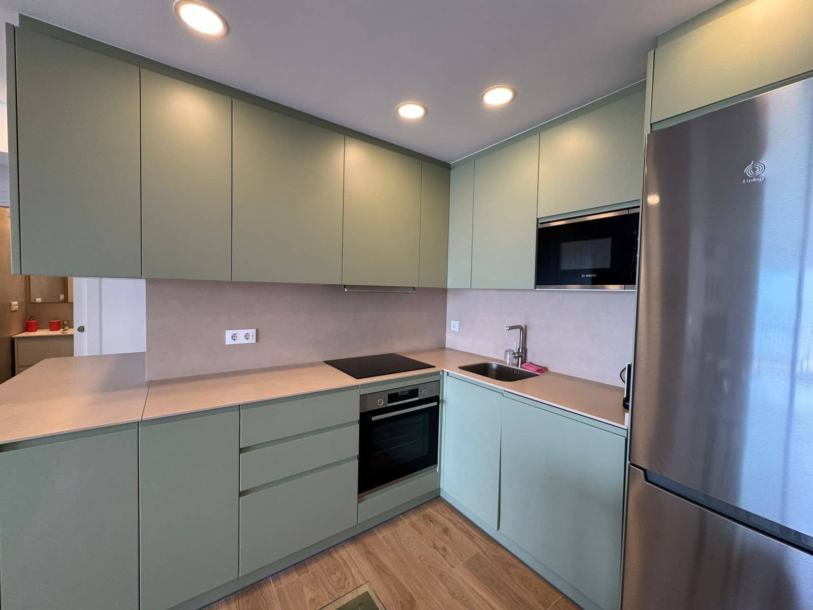 Appartement de 3 chambres à louer à Calpe / Calp avec garage - 1 500 € (Ref: 9560877)