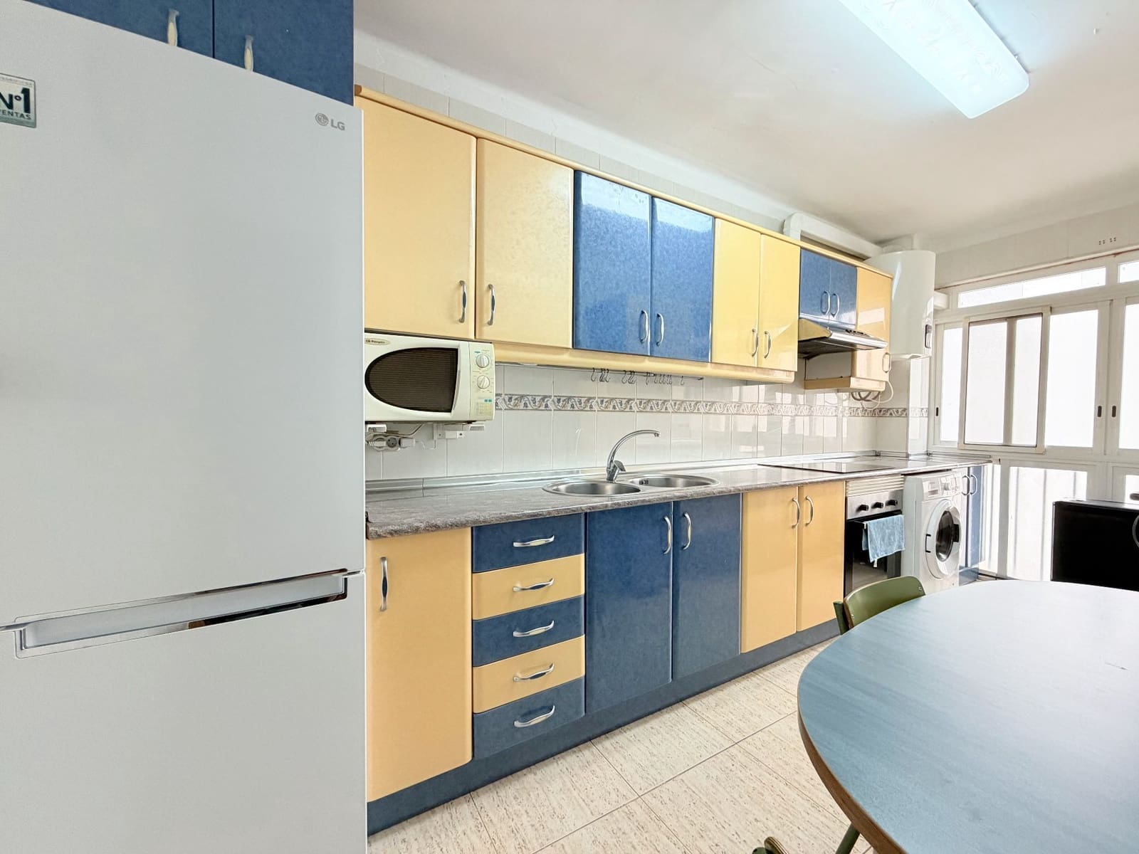 2 bedroom Apartment for sale in Calpe / Calp - € 230,000 (Ref: 9581494)