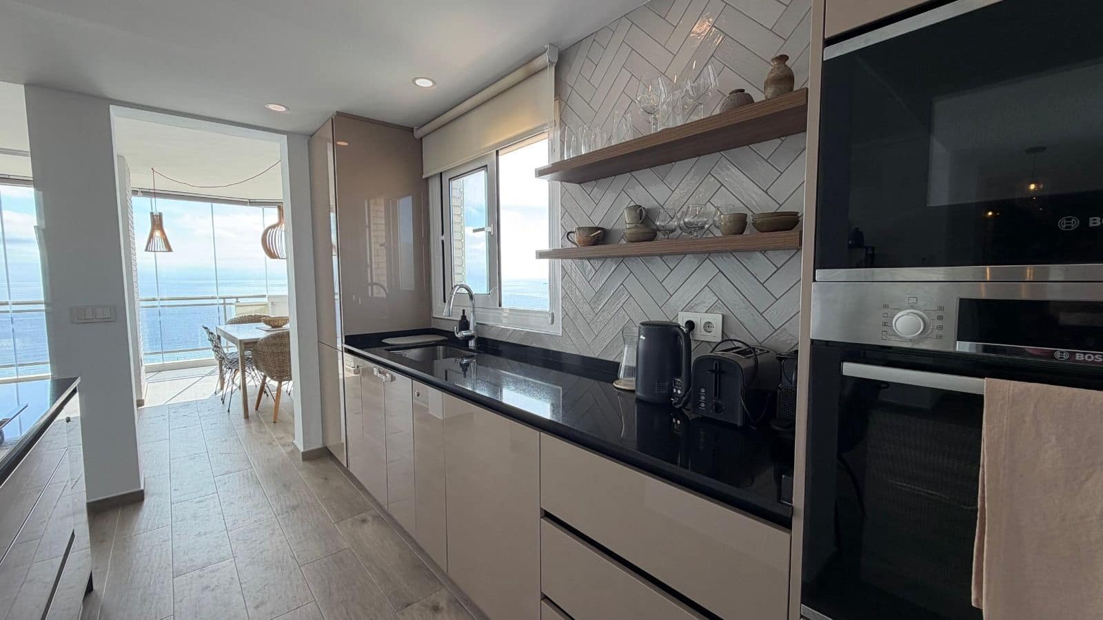 2 soverom Leilighet til salgs i Calpe / Calp med svømmebasseng garasje - € 575 000 (Ref: 9643717)