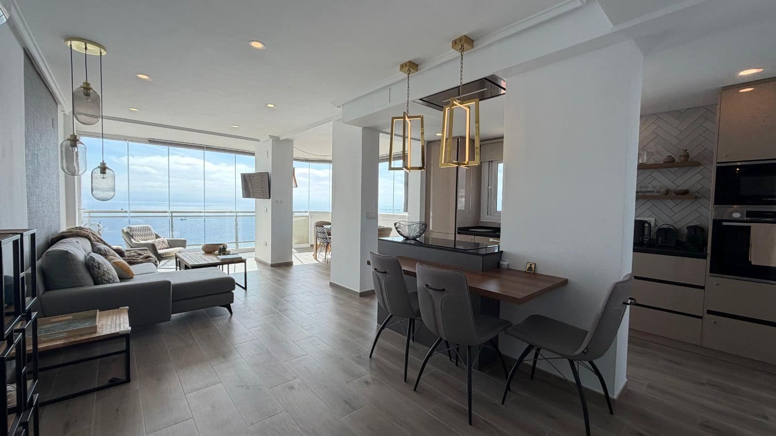 2 soverom Leilighet til salgs i Calpe / Calp med svømmebasseng garasje - € 575 000 (Ref: 9643717)