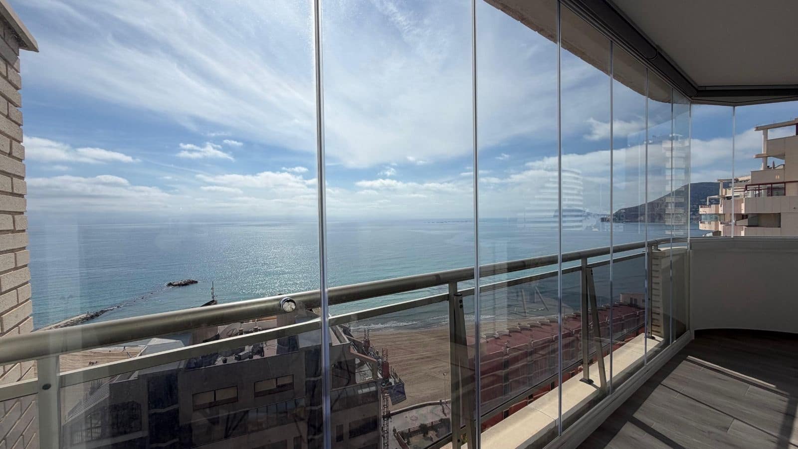 2 soverom Leilighet til salgs i Calpe / Calp med svømmebasseng garasje - € 575 000 (Ref: 9643717)