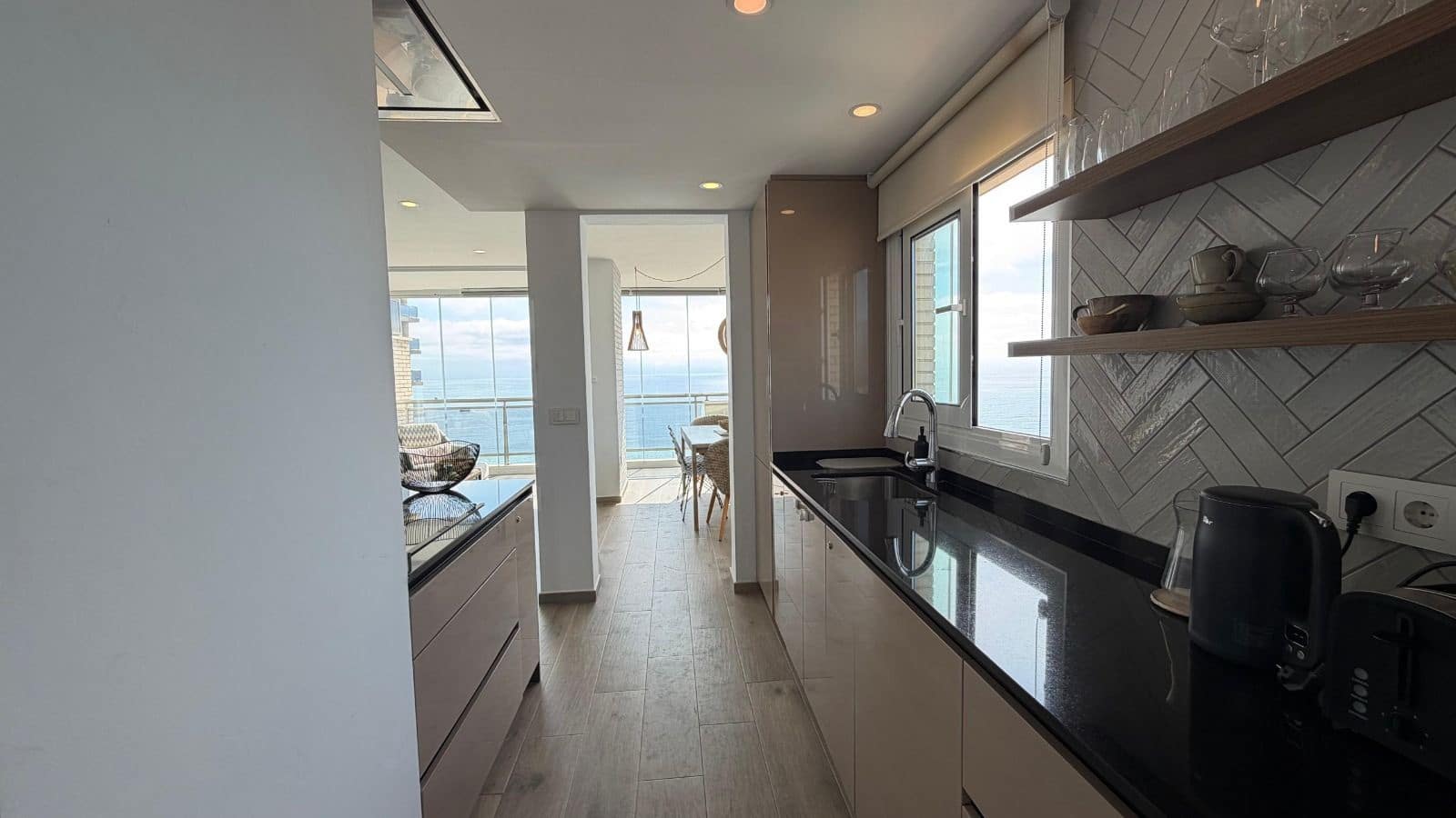 2 soverom Leilighet til salgs i Calpe / Calp med svømmebasseng garasje - € 575 000 (Ref: 9643717)