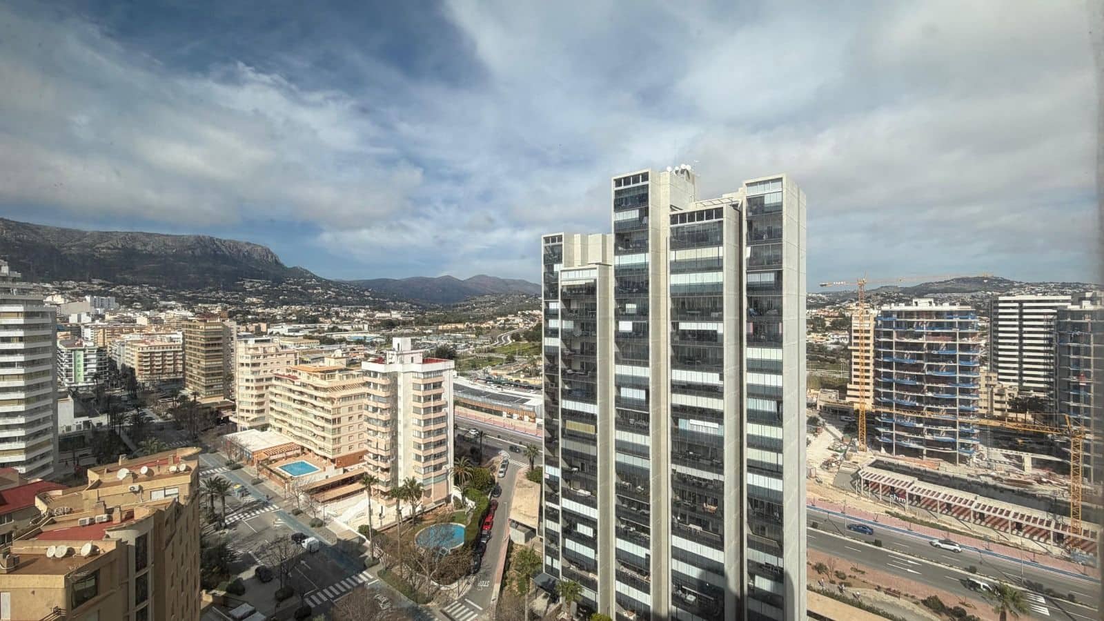 2 soverom Leilighet til salgs i Calpe / Calp med svømmebasseng garasje - € 575 000 (Ref: 9643717)