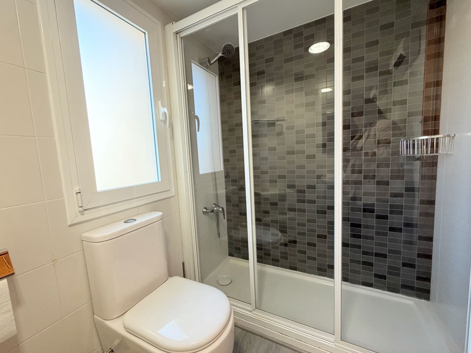 2 bedroom Apartment for rent in Calpe / Calp with pool garage - € 950 (Ref: 9731649)