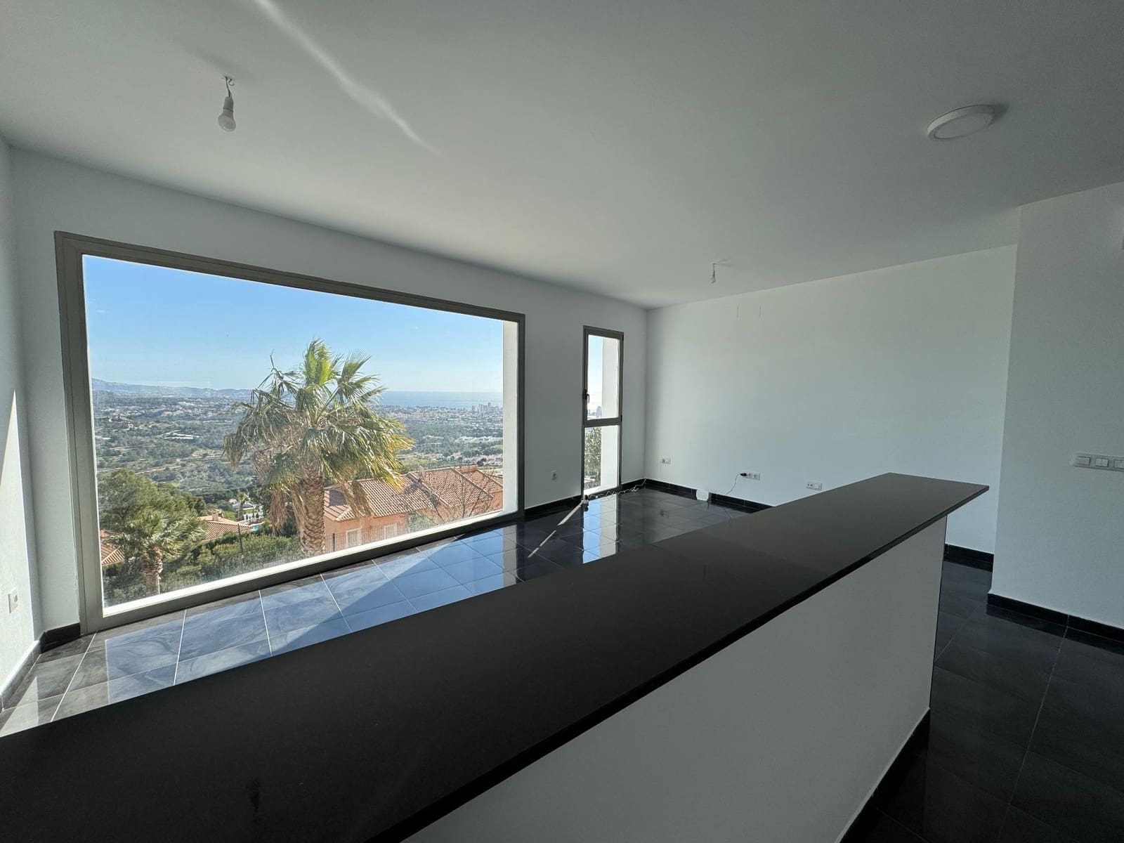 5 makuuhuone Bungalow myytävänä paikassa Calpe / Calp mukana uima-altaan 
autotalli - 568 500 € (Ref: 9751576)