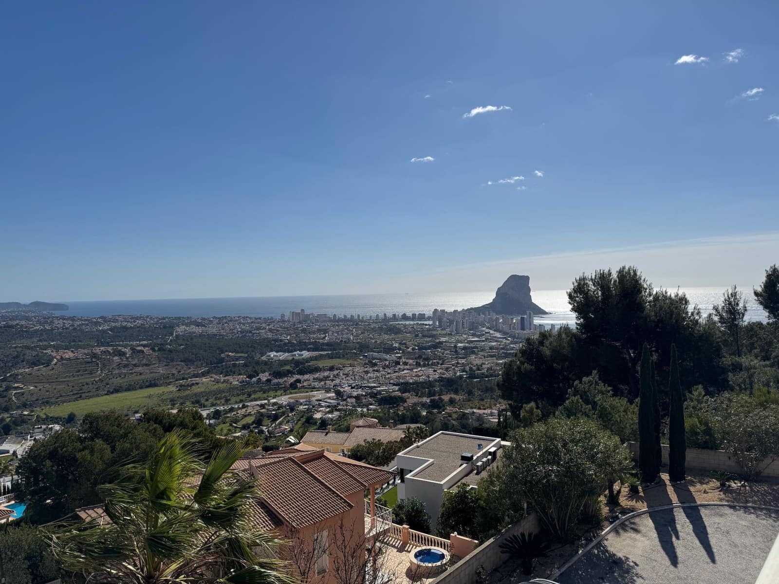 5 makuuhuone Bungalow myytävänä paikassa Calpe / Calp mukana uima-altaan 
autotalli - 568 500 € (Ref: 9751576)