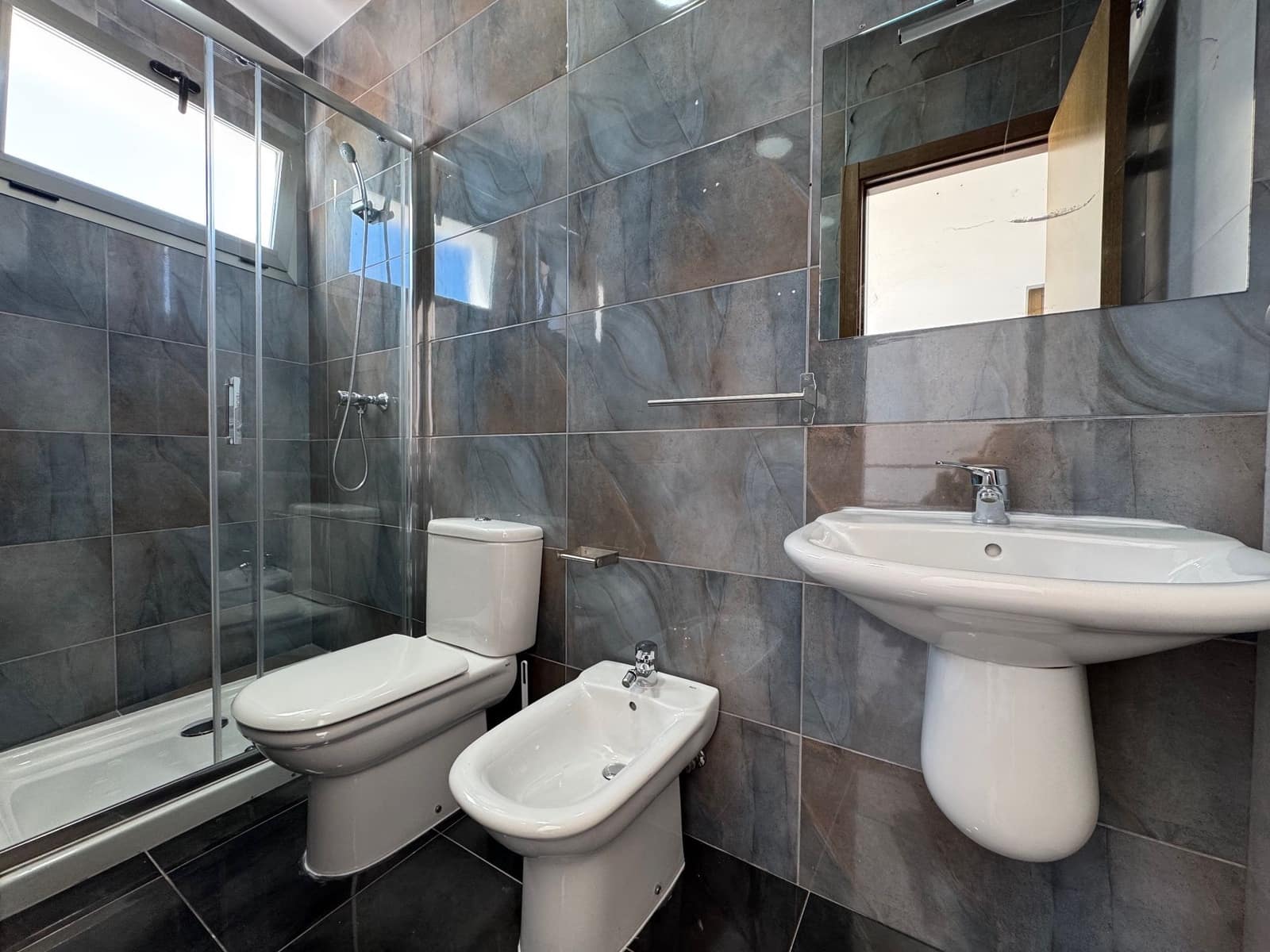 5 makuuhuone Bungalow myytävänä paikassa Calpe / Calp mukana uima-altaan 
autotalli - 568 500 € (Ref: 9751576)