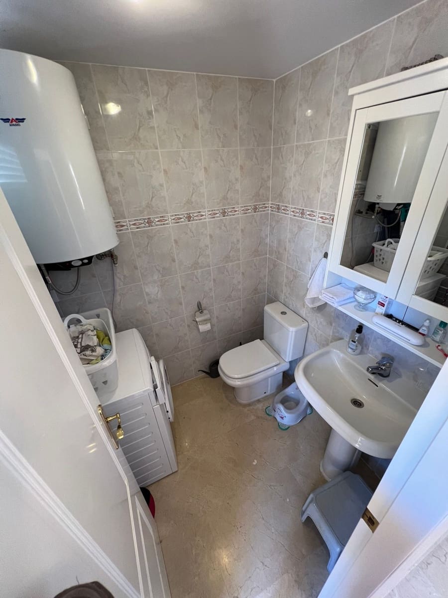 2 sovrum Lägenhet att hyra i Calpe / Calp med garage - 1 300 € (Ref: 9751577)