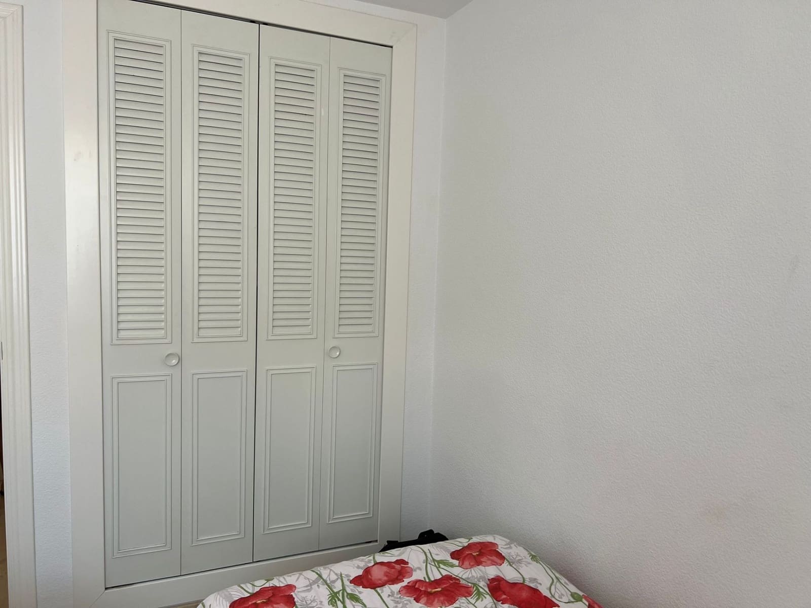 2 sovrum Lägenhet att hyra i Calpe / Calp med garage - 1 300 € (Ref: 9751577)