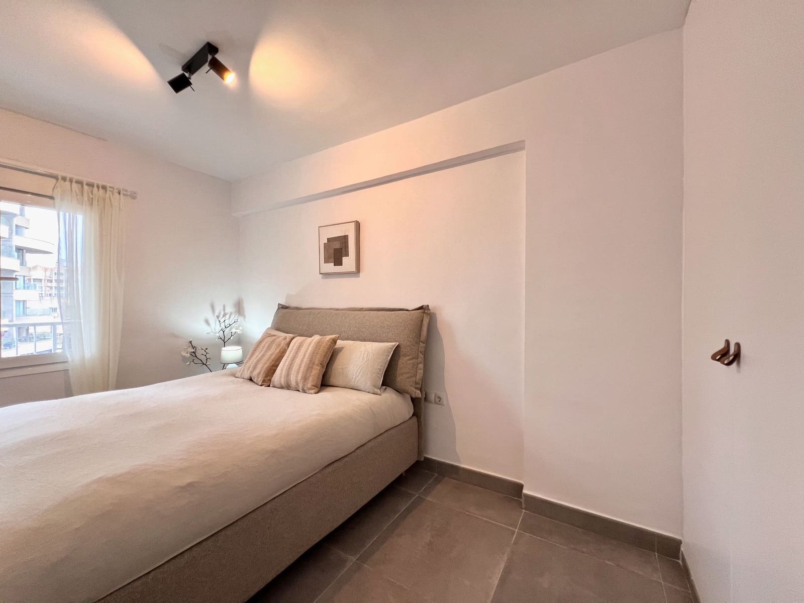 3 bedroom Apartment for rent in Calpe / Calp with garage - € 1,450 (Ref: 9761656)