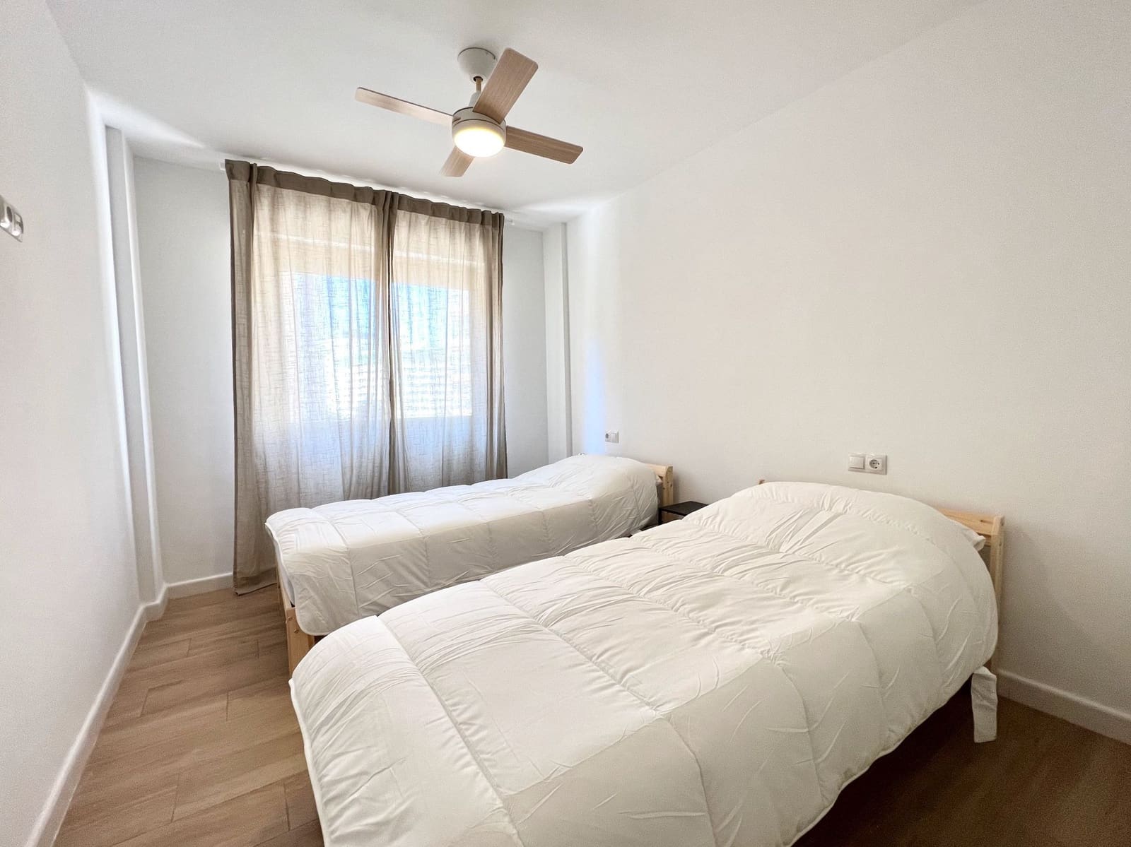 2 soverom Leilighet til leie i Calpe / Calp med svømmebasseng - € 875 (Ref: 9794041)