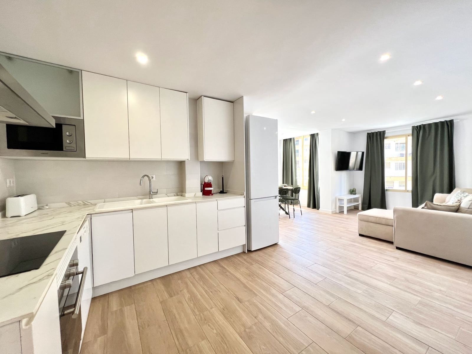 2 soverom Leilighet til leie i Calpe / Calp med svømmebasseng - € 875 (Ref: 9794041)