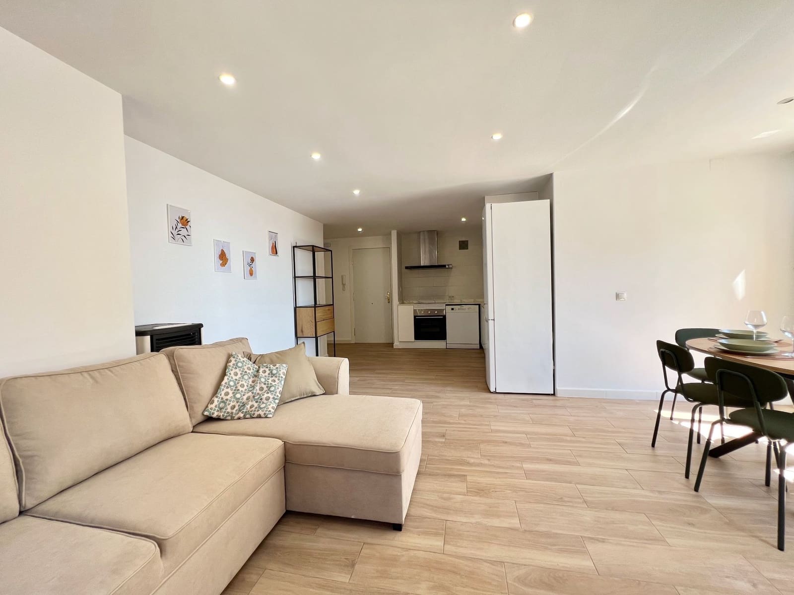 2 soverom Leilighet til leie i Calpe / Calp med svømmebasseng - € 875 (Ref: 9794041)