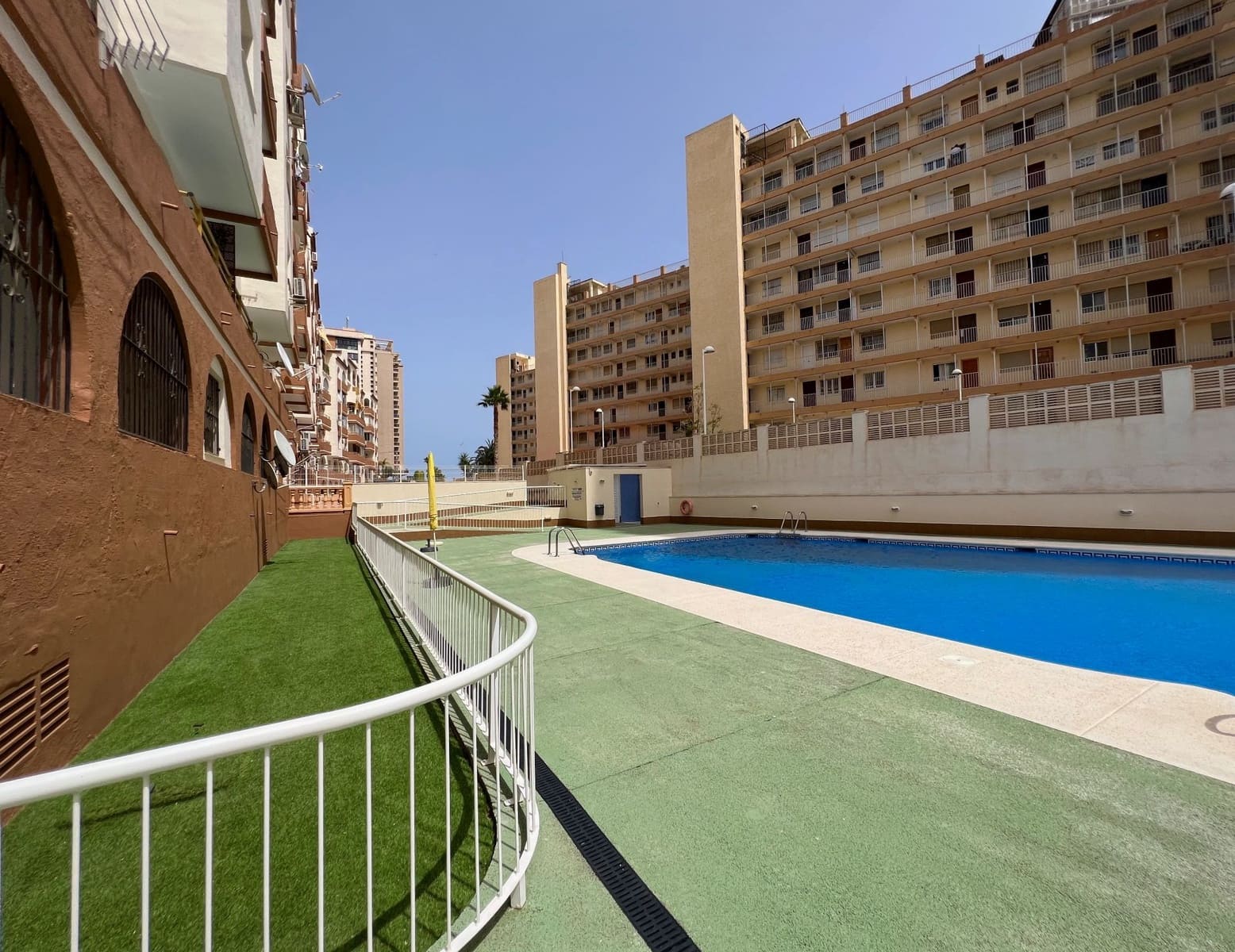 2 soverom Leilighet til leie i Calpe / Calp med svømmebasseng - € 875 (Ref: 9794041)