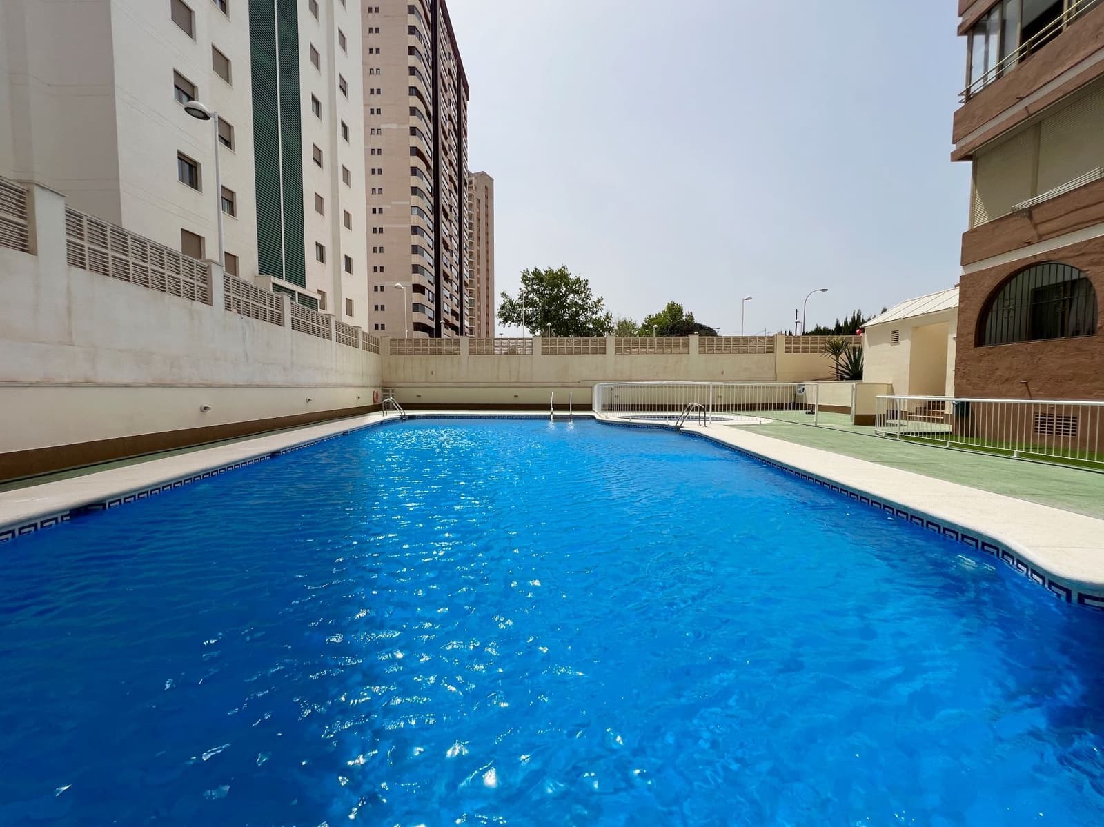 2 soverom Leilighet til leie i Calpe / Calp med svømmebasseng - € 875 (Ref: 9794041)