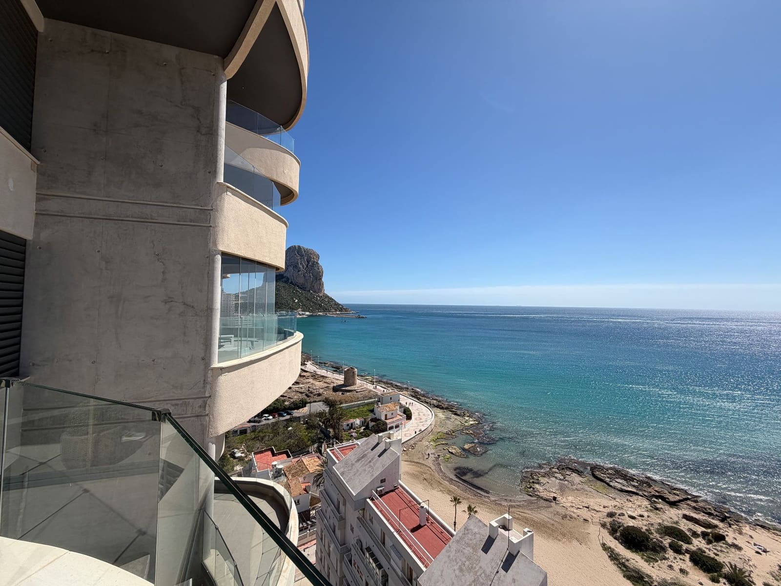 2 soverom Leilighet til leie i Calpe / Calp med svømmebasseng garasje - € 2 600 (Ref: 9796126)