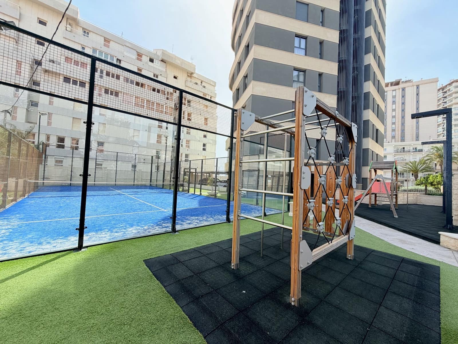 2 soverom Leilighet til leie i Calpe / Calp med svømmebasseng garasje - € 2 600 (Ref: 9796126)