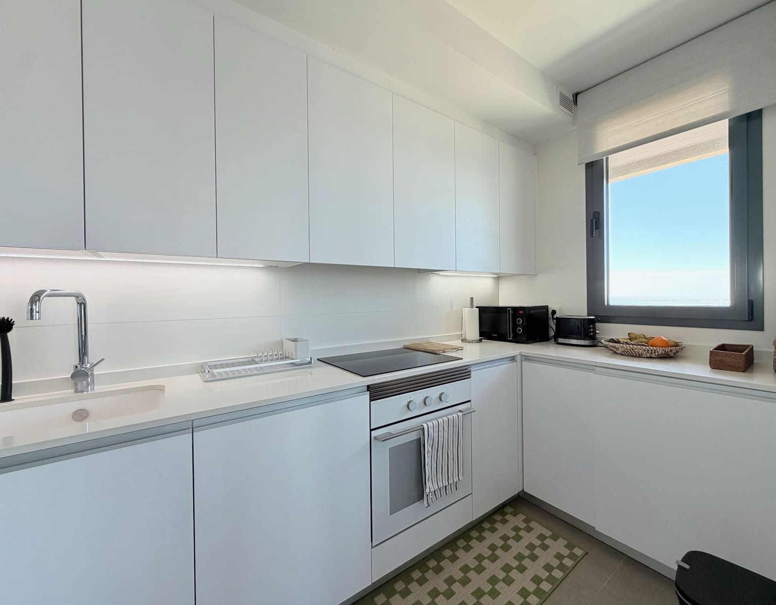 2 soverom Leilighet til leie i Calpe / Calp med svømmebasseng garasje - € 2 600 (Ref: 9796126)