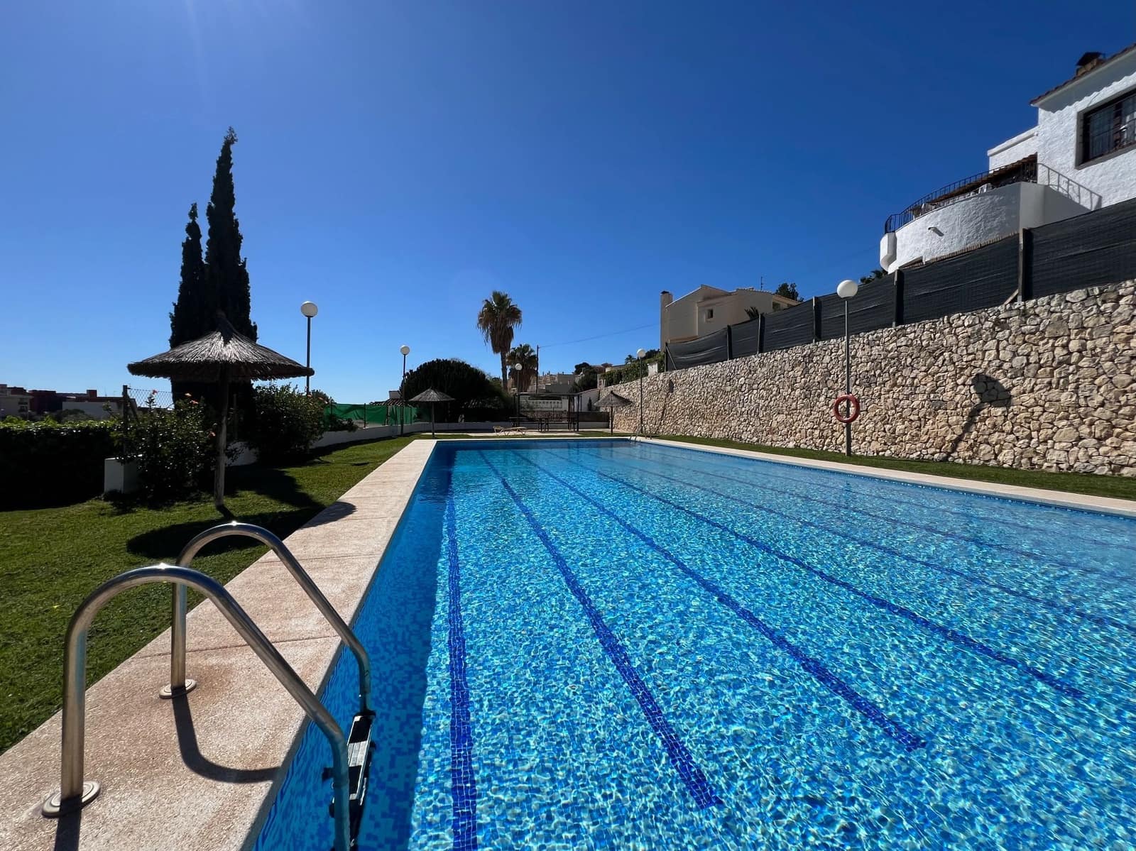 2 bedroom Apartment for sale in Calpe / Calp with pool garage - € 320,000 (Ref: 9830617)