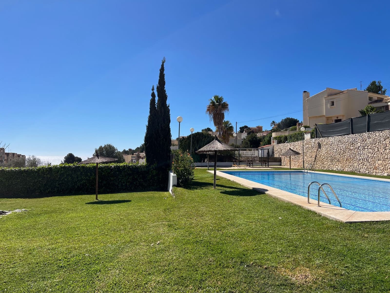 2 bedroom Apartment for sale in Calpe / Calp with pool garage - € 320,000 (Ref: 9830617)