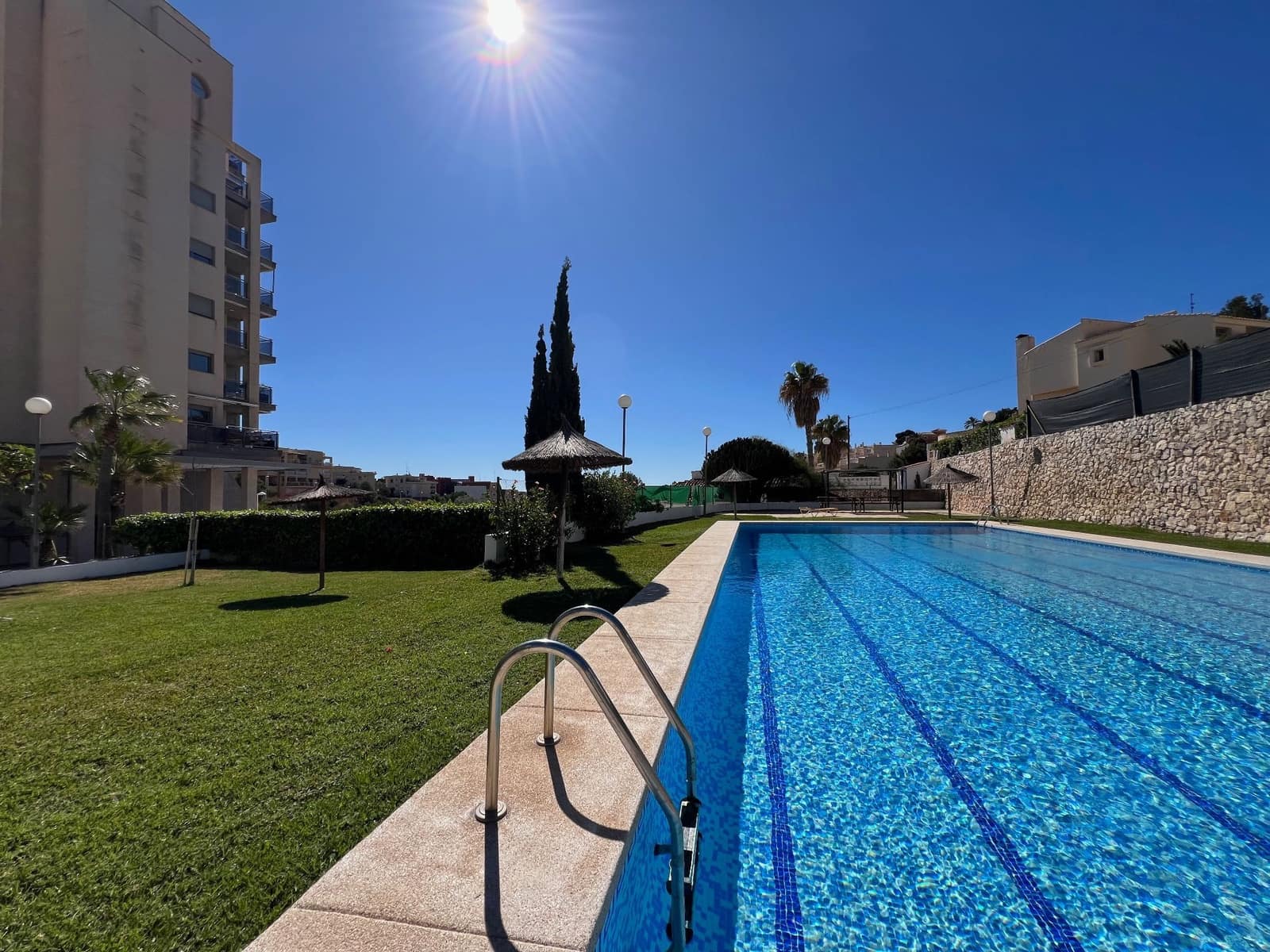 2 bedroom Apartment for sale in Calpe / Calp with pool garage - € 320,000 (Ref: 9830617)