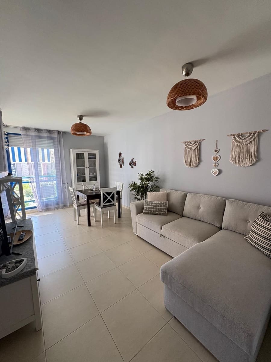 2 soverom Leilighet til leie i Calpe / Calp med svømmebasseng garasje - € 850 (Ref: 9866447)