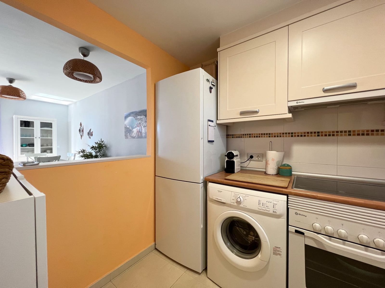 2 soverom Leilighet til leie i Calpe / Calp med svømmebasseng garasje - € 850 (Ref: 9866447)