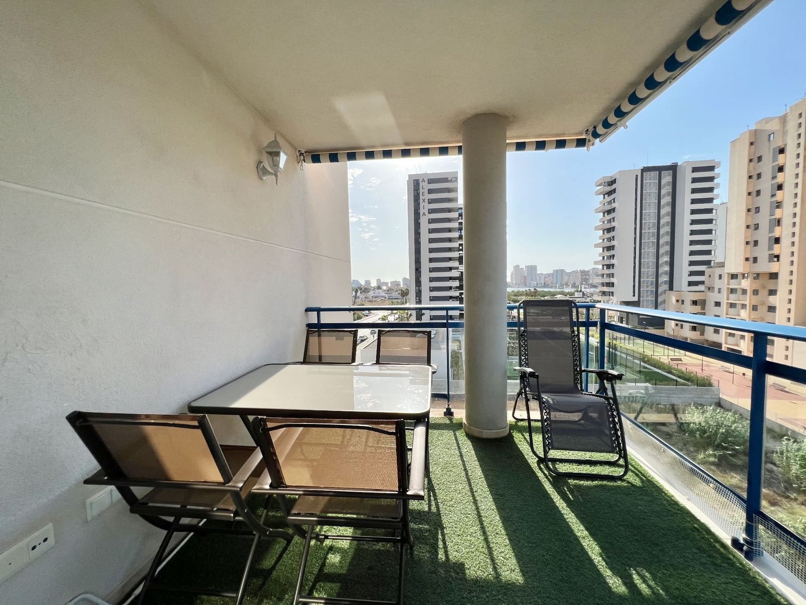 2 soverom Leilighet til leie i Calpe / Calp med svømmebasseng garasje - € 850 (Ref: 9866447)