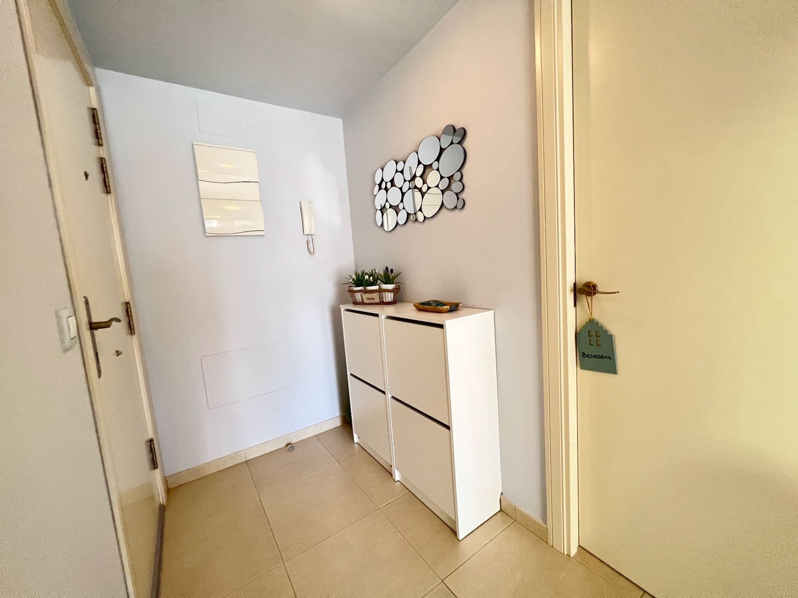 2 soverom Leilighet til leie i Calpe / Calp med svømmebasseng garasje - € 850 (Ref: 9866447)