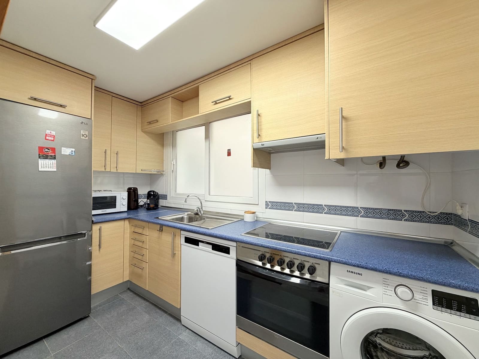 2 bedroom Apartment for rent in Calpe / Calp with pool garage - € 1,000 (Ref: 9941696)