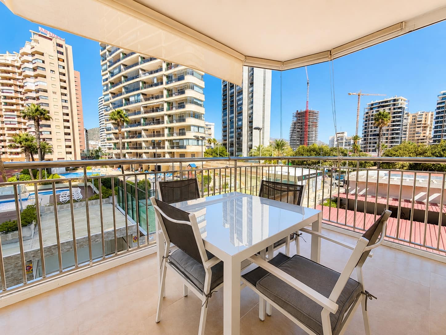1 chambre Appartement à vendre à Calpe / Calp avec piscine garage - 400 000 € (Ref: 9959088)