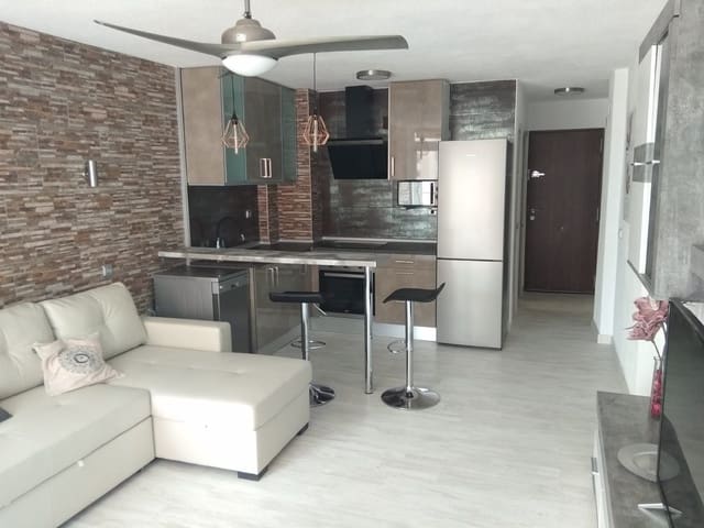 2 soverom Leilighet til leie i Calpe / Calp - € 850 (Ref: 9967159)