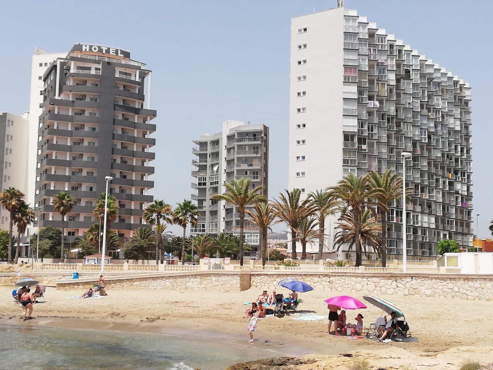 Apartamento de 2 habitaciones en Calpe / Calp en alquiler - 850 € (Ref: 9967159)