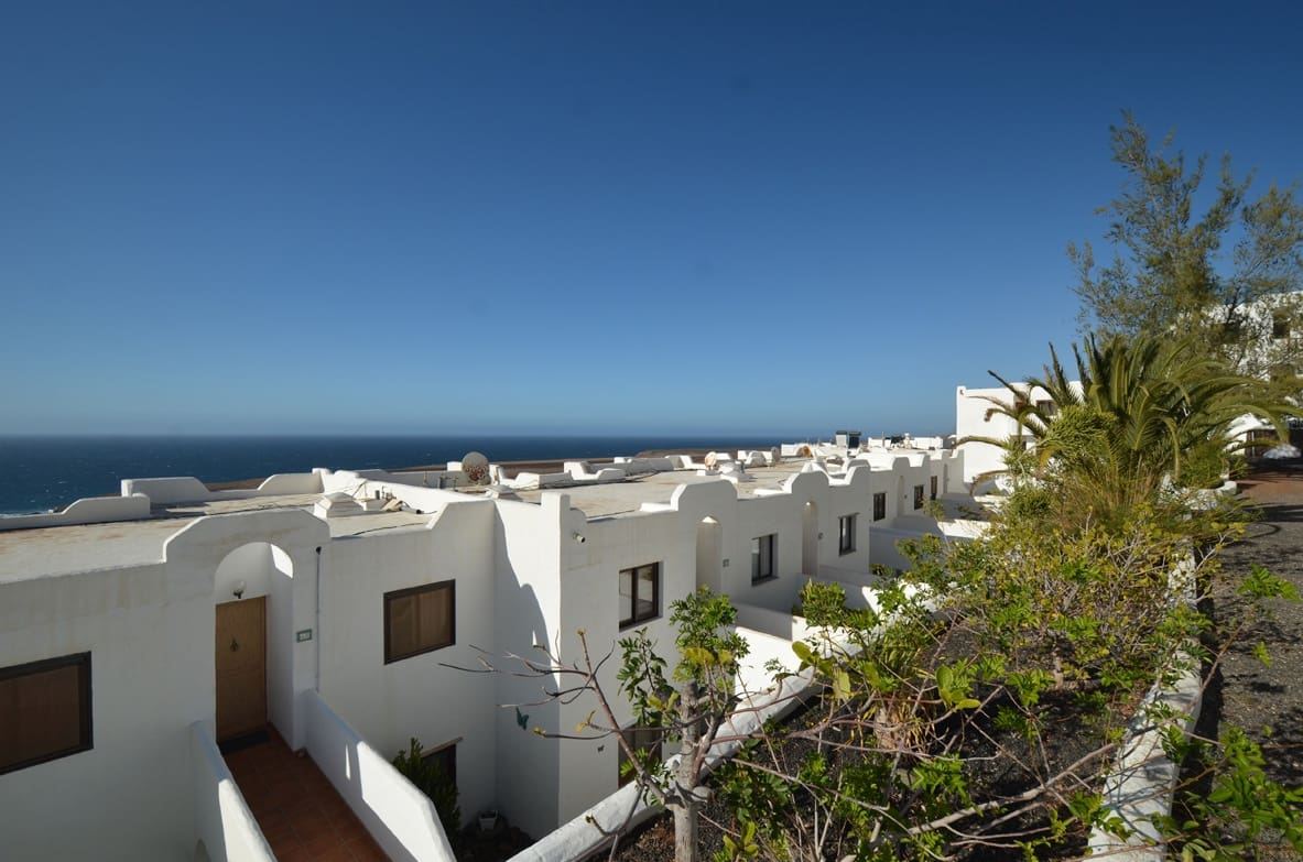 2 bedroom Apartment for sale in Betancuria with pool garage € 120,000